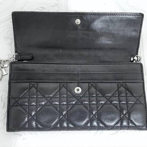 DIOR Cannage Wallet on Chain black lambskin with silver chain - Picture 3 of 9